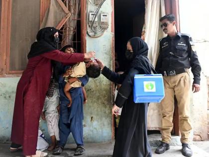 Risk of Polio Spread from Pakistan to India; Emergency declared in New York | पाकिस्तानातून भारतात पाेलिओच्या प्रसाराचा धोका; न्यूयॉर्कमध्ये आणीबाणी केली घोषित