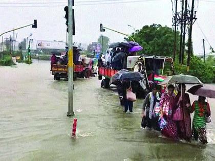 Water is everywhere in the district | पालघर जिल्ह्यात सर्वत्र पाणीच पाणी