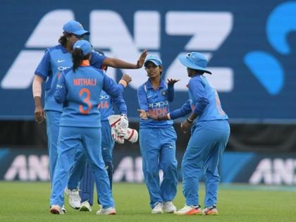 T-20 Women's World Cup: England face for the final | टी-२० महिला विश्वचषक : अंतिम फेरीसाठी भारतापुढे इंग्लंडचे आव्हान