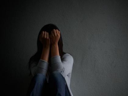 Wife was murdered after refusing to give birth, husband arrested within 2 hours | तोंड दाबून चाकूने गळा चिरला; नांदण्यास नकार दिल्याने पत्नीचा खून, पतीला २ तासात अटक