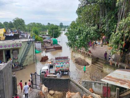 Flooding of Wardha, Panganga rivers; Three talukas lost contact with Chandrapur | वर्धा, पैनगंगा नद्यांना पूर; तीन तालुक्यांचा चंद्रपूरशी संपर्क तुटला