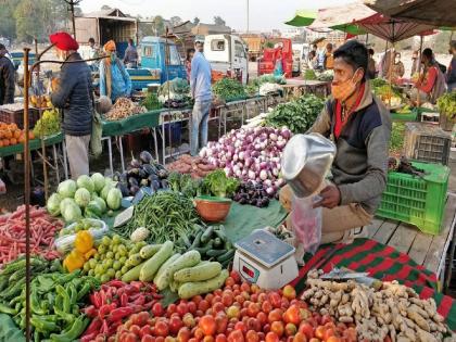 WPI inflation hits 4-month high of 14.55% in Mar as crude, commodity prices spike | सर्वसामान्यांना मोठा झटका, महागाईचा दर प्रचंड वाढला; आर्थिक बजेट कोलमडणार