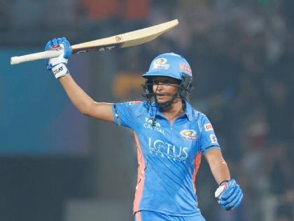 Women’s Premier League 2023 MIW vs GGW : Harmanpreet Kaur scored the first ever fifty in WPL, She smashed 65 runs from 30 balls including 14 fours, Mumbai Indians posted 207 for 5 from 20 overs | WPL 2023 MIW vs GGW : १४ चेंडूंत ५६ धावा, स्ट्राईक रेट २१६+! हरमनप्रीत कौरने विक्रम नोंदवला; मुंबई इंडियन्सने 'गुजरात'ला दम दाखवला