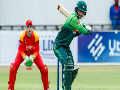 pakistan opening batsmen's creates history | पाकिस्तानच्या सलामीवीरांनी रचला विश्वविक्रम