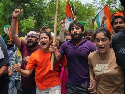 various women organizations in goa unitedly showed their support to wrestlers protest | आंदोलक कुस्तीपटूंना न्याय द्या; गोव्यातील विविध महिला संघटनांनी एकत्रित दर्शवला पाठिंबा