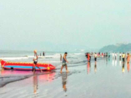 The closure of water sports has eroded the employment of locals | वॉटर स्पोर्ट्स बंद झाल्याने स्थानिकांचा रोजगार बुडाला