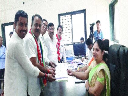 Dhairyashil Patil was filed nominatin | धैर्यशील पाटील यांचा अर्ज दाखल