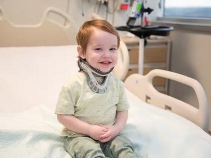 Canada Toddler Who Had No Pulse For Three Hours Was Saved By Team Effort Of Medics know his journey story Waylon Saunders | चमत्कारच...! तब्बल ३ तासांनी २० महिन्याचा चिमुरडा वेलॉन झाला जिवंत