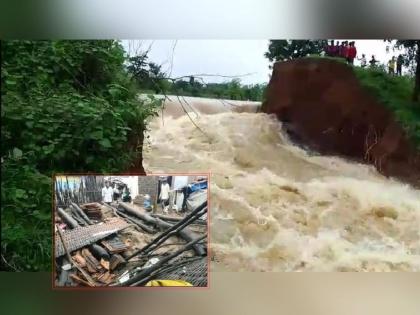 Heavy rains burst the banks of two lakes in Aksapur, washing away recently sown crops. | मुसळधार पावसाने आक्सापूर येथील दोन तलावांची पाळ फुटली, पेरणी केलेली पिके वाहून गेली