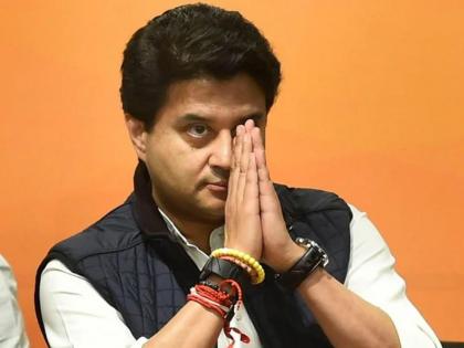 jyotiraditya scindia on the way to Congress again? earthquake shook Madhya Pradesh after tweet hrb | ज्योतिरादित्य शिंदे पुन्हा काँग्रेसच्या वाटेवर?; एका ट्विटने मध्य प्रदेशात आला भूकंप, पण...