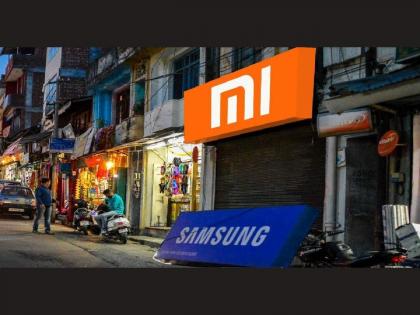 Xiaomi fined for false advertising banner saying Samsung amoled display in Redmi K30 5G phone  | Xiaomi चा फ्रॉड आला समोर; Samsung चा डिस्प्ले सांगून विकत होती भलतीच स्क्रीन असलेला स्मार्टफोन