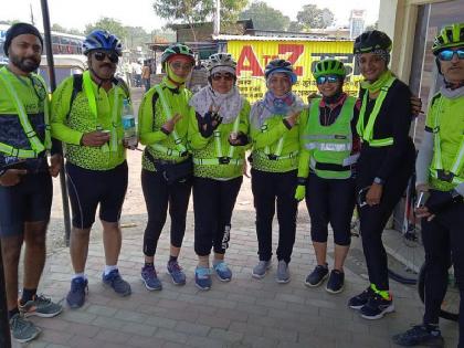 Three amateur cyclists from Chandrapur covered a distance of 300 km | चंद्रपुरातील तीन हौशी सायकलस्वारांनी घातली ३०० किलोमीटरला गवसणी