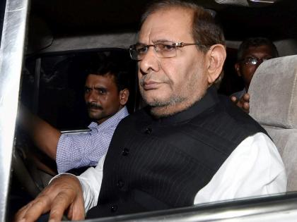 Sharad yadav upset with nitish decision | शरद यादव मौनात, नितीश कुमारांच्या पक्षातही 'मूक यादवी'