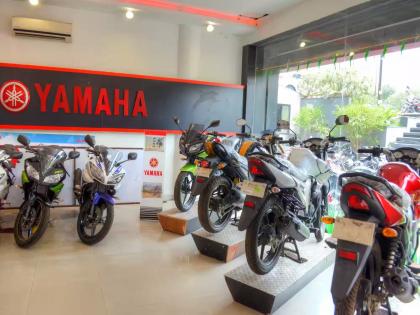 Yamaha च्या चाहत्यांसाठी खुशखबर; कंपनी सर्व गाड्यांवर देणार 10 वर्षांची वॉरंटी...