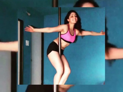 Video: Yami Gautam gives us a glimpse of her passion for pole dance | Video:यामी गौतमला आहे 'या' गोष्टीची आवड,व्हिडीओ शेअर करत दिली माहिती