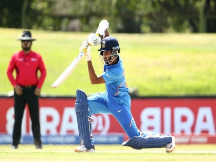 U19WC : Half-centuries from Yashasvi Jaiswal, Priyam Garg and Dhruv Jurel help India set Sri Lanka a target of 298  | U19WC : टीम इंडियाची यंग ब्रिगेडही सुसाट... श्रीलंकेच्या गोलंदाजांची तुफान धुलाई