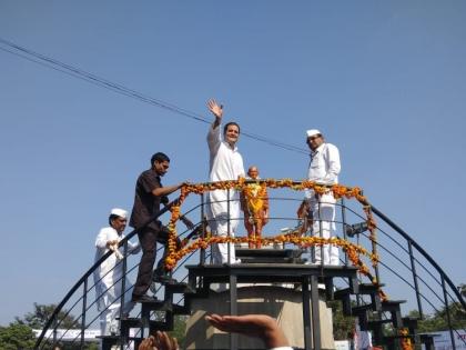 Gandhi gave the best message; route march by Congress | गांधी विचारच सर्वोत्तमचा दिला संदेश; काँग्रेसची गांधी विचार यात्रा