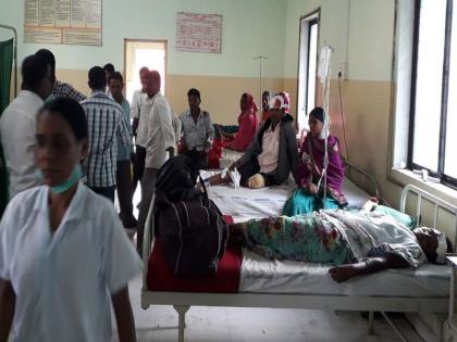 22 injured in vehicle accident: Devogora accident | वाहन उलटून 22 भाविक जखमी : देवमोगरा यात्रोत्सवासाठी जाताना अपघात