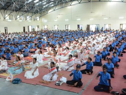 International Yoga Day: A step towards health and spiritual prosperity... | आंतरराष्ट्रीय योग दिवस: आरोग्य आणि आत्मिक समृद्धीसाठी एक पाऊल... International Yoga Day: A step towards health and spiritual prosperity... | आंतरराष्ट्रीय योग दिवस: आरोग्य आणि आत्मिक समृद्धीसाठी एक पाऊल...