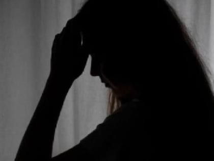 yoga teacher raped with the lure of marriage in sangli | Sangli: रील्स पाहून ओळख वाढवली, योगा शिक्षिकेवर लग्नाच्या आमिषाने बलात्कार yoga teacher raped with the lure of marriage in sangli | Sangli: रील्स पाहून ओळख वाढवली, योगा शिक्षिकेवर लग्नाच्या आमिषाने बलात्कार
