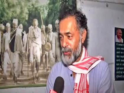 then Mahavikas Aghadi will win with a clear majority in the Assembly; Prediction of Yogendra Yadav | ...तर महाविकास आघाडी विधानसभेत स्पष्ट बहुमतानं जिंकेल; योगेंद्र यादवांची भविष्यवाणी