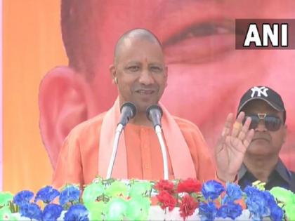 Yogi Adityanath to be sworn in after Holi; Tomorrow I will meet Narendra Modi, JP Nadda, sources said | होळीनंतर होणार योगींचा शपथविधी; उद्या नरेंद्र मोदी, जेपी नड्डा यांची भेट घेणार, सुत्रांची माहिती