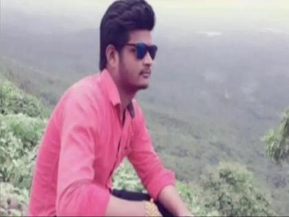 22 year old young man dies of heart attack during cricket series | क्रिकेट खेळताना भयंकर घटना! अवघा २२ वर्षीय तरुण अचानक कोसळला आणि...