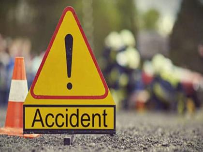 Young biker dies on the spot in accident after being hit by dumper in Ratnagiri | Ratnagiri: दुचाकीला डंपरची धडक; तरुणाचा जागीच मृत्यू Young biker dies on the spot in accident after being hit by dumper in Ratnagiri | Ratnagiri: दुचाकीला डंपरची धडक; तरुणाचा जागीच मृत्यू