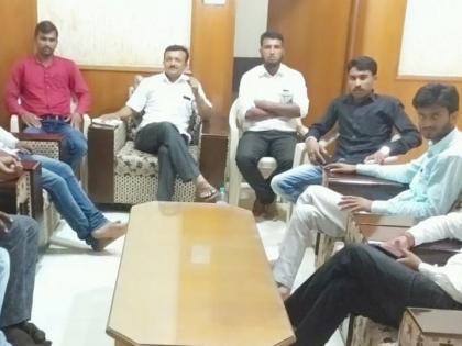 Discussion on movement in Youth Congress meeting | युवक काँग्रेसच्या बैठकीत ‘निषेधासन’ आंदोलनावर चर्चा