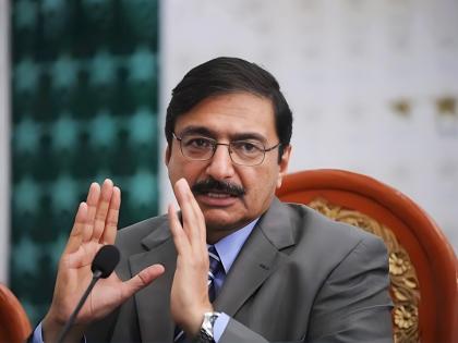 World Cup 2023: Pakistan Cricket Board chief Zaka Ashraf has clarified his comments regarding India ahead of ICC Men’s Cricket World Cup 2023, calling India a “traditional rival” and not an “enemy.”  | World Cup 2023: भारताला 'दुश्मन मुल्क' म्हणणाऱ्या झाका अश्रफचं डोकं ठिकाणावर आलं, आता म्हणतात...