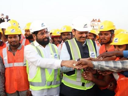 Trans harbor link to be open for traffic by year-end: Eknath Shinde | वर्षाअखेर ट्रान्स हार्बर लिंक वाहतुकीसाठी खुला होणार : एकनाथ शिंदे