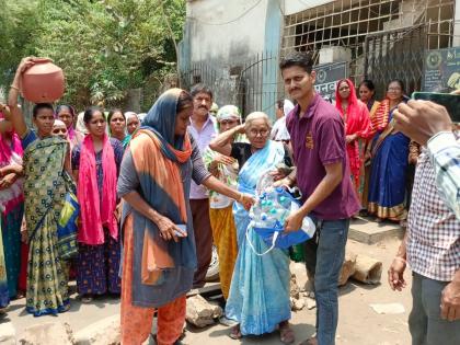 If there is no water for drinking, where will you bathe? | पिण्यासाठी पाणी येत नाही तर अंघाेळ कुठून करणार 