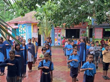 Enrol children in ZP school, get complete tax exemption; Decision of Deulgaon Dudhate Gram Panchayat | झेडपी शाळेत मुलांना टाका, संपूर्ण कर माफी मिळवा; देऊळगाव दुधाटे ग्रामपंचायतीचा स्तुत्य निर्णय Enrol children in ZP school, get complete tax exemption; Decision of Deulgaon Dudhate Gram Panchayat | झेडपी शाळेत मुलांना टाका, संपूर्ण कर माफी मिळवा; देऊळगाव दुधाटे ग्रामपंचायतीचा स्तुत्य निर्णय