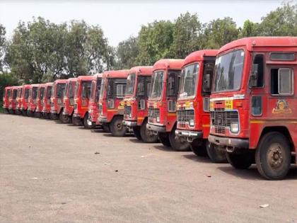 Financial situation of MSRTC bus is dire, need of Maharashtra Government's help | एसटीला घरघर.. माफ होईल का पथकर?