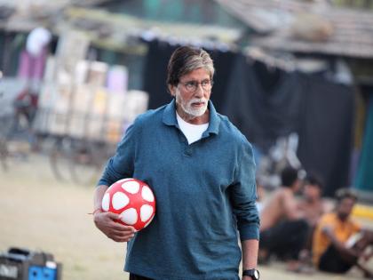 At the behest of this person, Amitabh Bachchan agreed to work in 'Zhund', he revealed! | 'या' व्यक्तीच्या सांंगण्यावरून अमिताभ बच्चन 'झुंड'मध्ये काम करण्यास झाले तयार, त्यांनीच केला खुलासा!