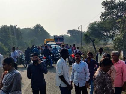 man seriously injured after truck hit him on gadchandur wanoja road | भरधाव ट्रकने कंत्राटी कामगाराला उडवले, व्यक्ती गंभीर जखमी