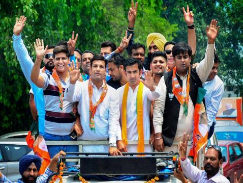 लोकसभा निवडणूक निकाल 2019 : लाखांच्या लीडने दिल्लीत सर्वच जांगावर भाजपचा भगवा