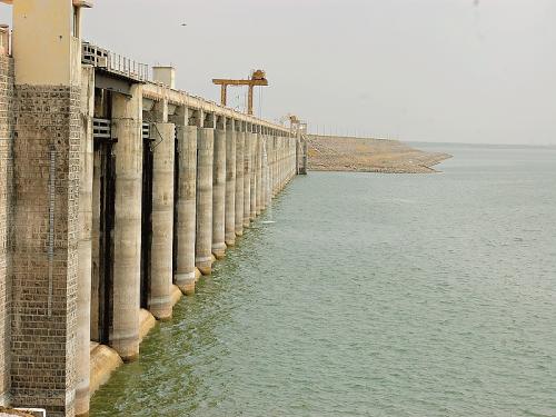 update of water storage in the dams of Maharashtra | जायकवाडीत आले ८ टीएमसी पाणी; राज्यातील धरणांमध्ये असा आहे पाणीसाठा 