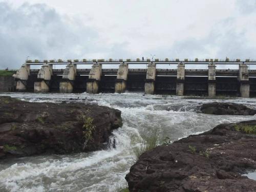 Dam Water: How much water is left in the dams of the state on Republic Day? | Dam Water: प्रजासत्ताकदिनी राज्यातील धरणसमुहात किती पाणी राहिलंय? 