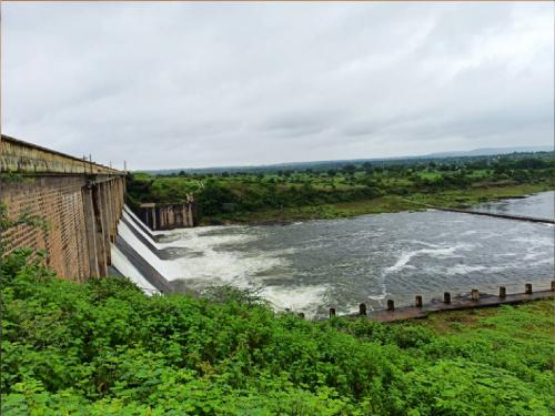 Siddheshwar' water reservoir abundant; But we have to wait for a month | सिद्धेश्वर' पाणीसाठा मुबलक; पण वाट पाहावी लागणार महिनाभर