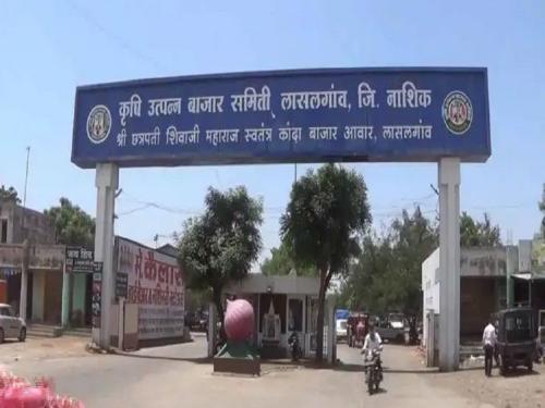 All market committees in Nashik closed indefinitely, Directorate of Marketing on action mode | नाशिकमधील सर्व बाजार समित्या बेमुदत बंद, पणन संचालनालय अॅक्शन मोडवर