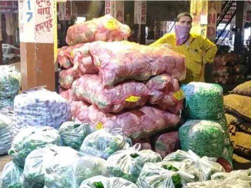 Taking vegetables to Mumbai Thane? The government has taken these measures to smooth the supply. | मुंबई ठाण्यात भाजीपाला नेताय? शासनाने पुरवठा सुरळीत करण्यासाठी केल्या आहेत या उपाययोजना..