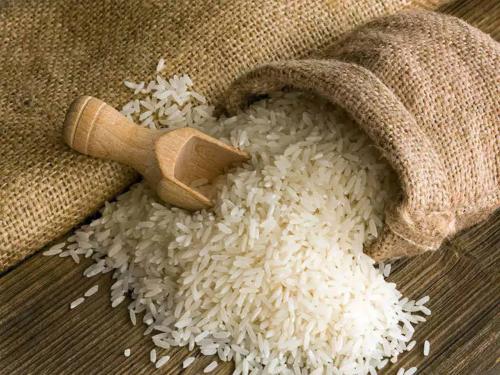 Rice prices hit three-month high as demand picks up | मागणी वाढल्याने तांदळाच्या किमती तीन महिन्यांच्या उच्चांकावर