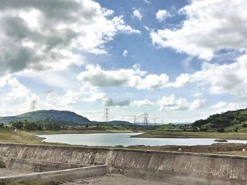 Drought threat: Only 42 percent water storage in dams in Marathwada | दुष्काळाचे सावट : मराठवाड्यातील धरणांत फक्त ४२ टक्के पाणीसाठा