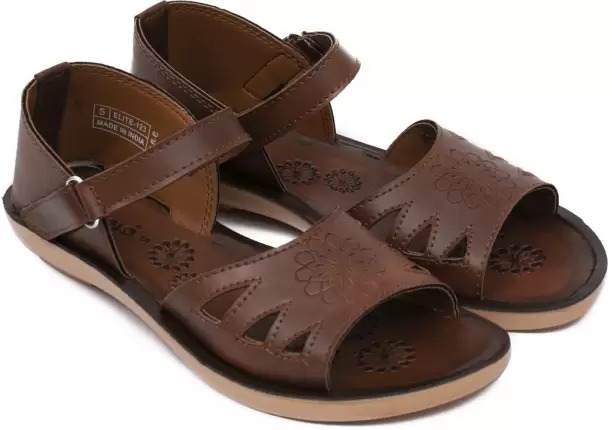 Synthetic Patent Casual Ladies Flats Sandals at Best Price in Kolkata | P.  Leathers