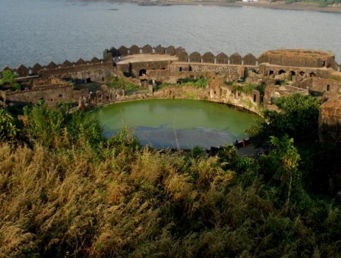 Maharashtra Fort - Marathi News | shivaji maharaj fort | Latest travel Photos at Lokmat.com Maharashtra Fort - Marathi News | shivaji maharaj fort | Latest travel Photos at Lokmat.com