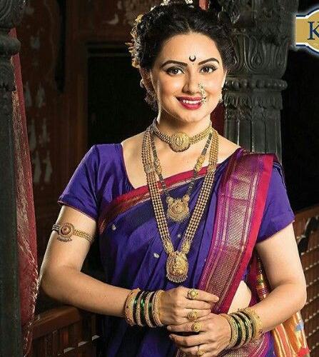 नऊवारी नेसून टिपिकल मराठी लूक करायचा? मग 'हे' अस्सल मराठी दागिने तुमच्याकडे आहेत का बघा नऊवारी नेसून टिपिकल मराठी लूक करायचा? मग 'हे' अस्सल मराठी दागिने तुमच्याकडे आहेत का बघा