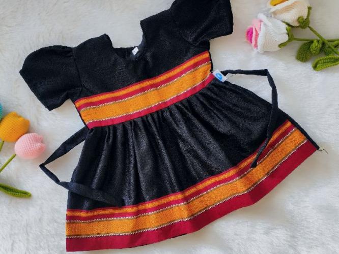 मकर संक्रांत स्पेशल: चिमुकलीसाठी घ्या काळ्या रंगाचा खणाचा फ्रॉक - १५० रुपयांत मिळणारे ५ ट्रेंडिंग पॅटर्न, दिसेल बाहुलीसारखी मकर संक्रांत स्पेशल: चिमुकलीसाठी घ्या काळ्या रंगाचा खणाचा फ्रॉक - १५० रुपयांत मिळणारे ५ ट्रेंडिंग पॅटर्न, दिसेल बाहुलीसारखी