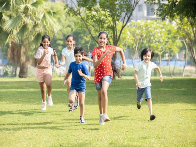 उन्हाळ्याच्या सुट्टीत खेळून दमलेल्या मुलांसाठी ६ स्पेशल पदार्थ, खास खाऊ- करायला सोपा आणि पौष्टिकही उन्हाळ्याच्या सुट्टीत खेळून दमलेल्या मुलांसाठी ६ स्पेशल पदार्थ, खास खाऊ- करायला सोपा आणि पौष्टिकही