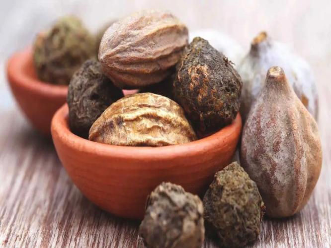 चूर्ण १-फायदे अनेक! पोट साफ होण्यापासून त्वचा सुंदर दिसण्यापर्यंत असरदार चूर्ण- खर्च ४० रुपये चूर्ण १-फायदे अनेक! पोट साफ होण्यापासून त्वचा सुंदर दिसण्यापर्यंत असरदार चूर्ण- खर्च ४० रुपये